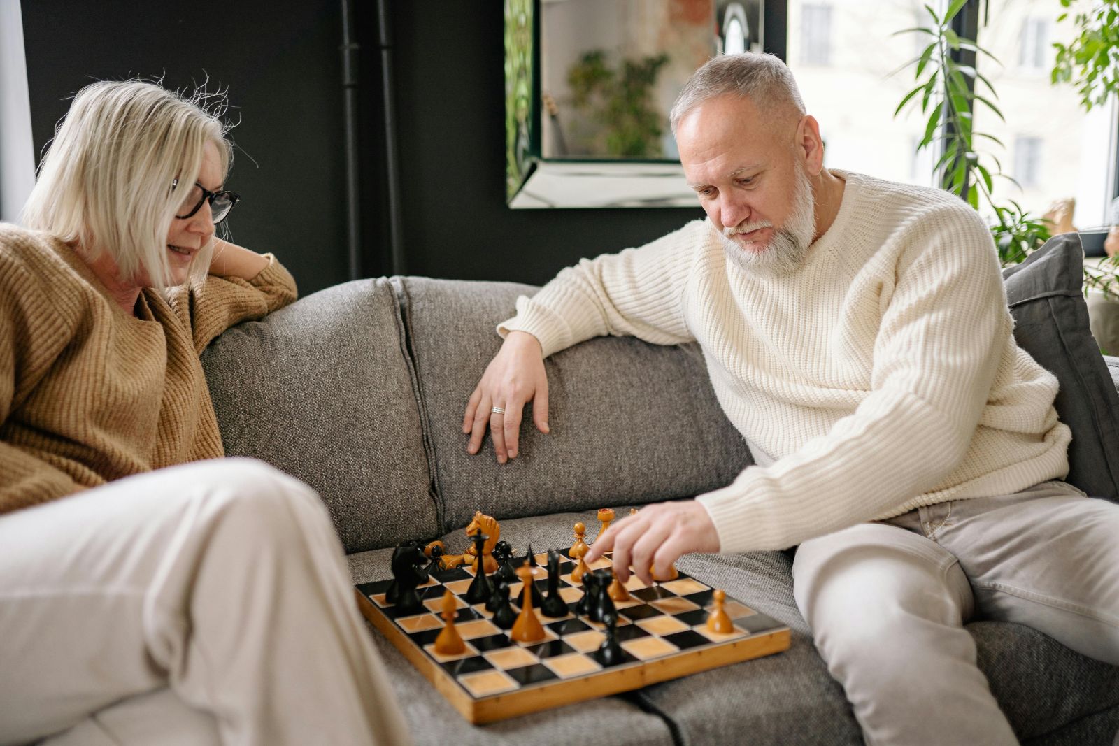 The Social Benefits of Senior Living How VRS Communities Foster Connections and Well Being